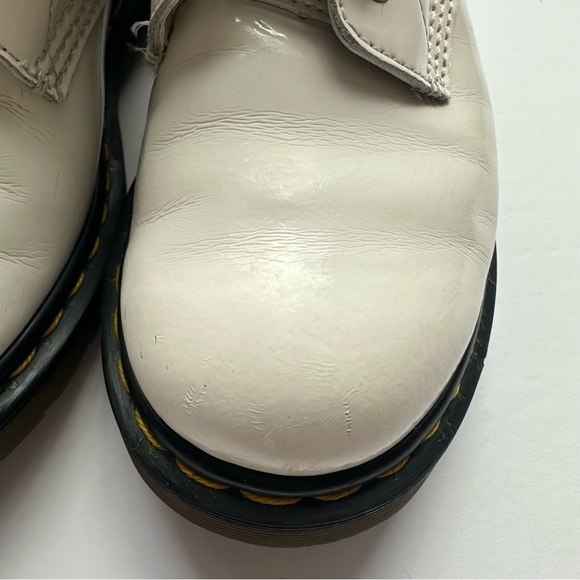 Dr martens woman’s white boots - Picture 8 of 14